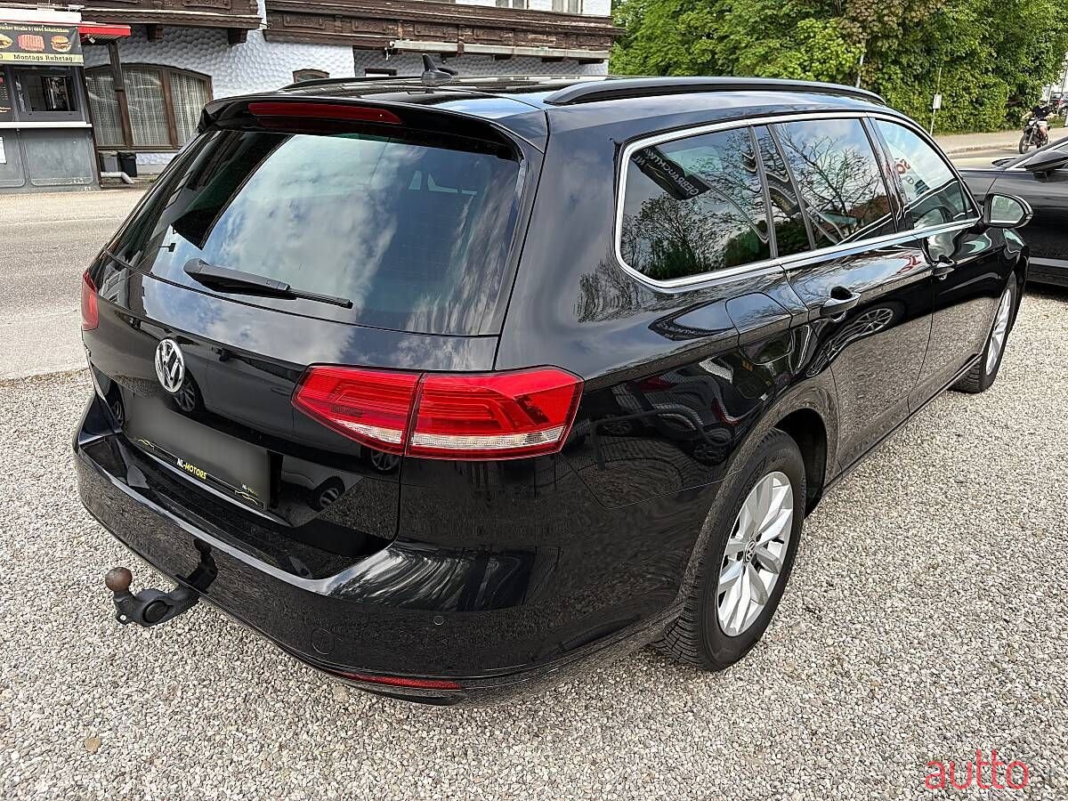 2019' Volkswagen Passat photo #4