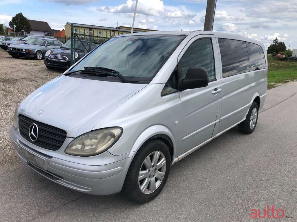 2004' Mercedes-Benz Vito photo #1