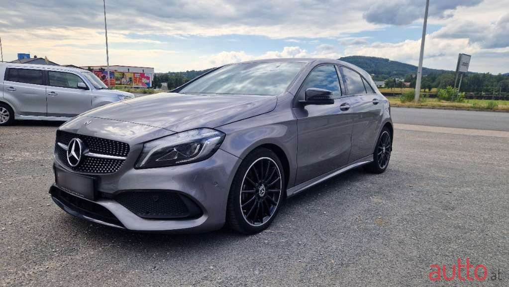 2018' Mercedes-Benz A-Klasse photo #1