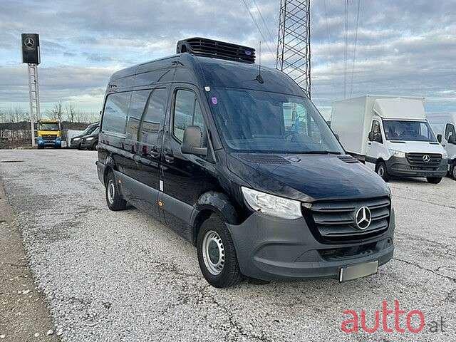 2019' Mercedes-Benz photo #1