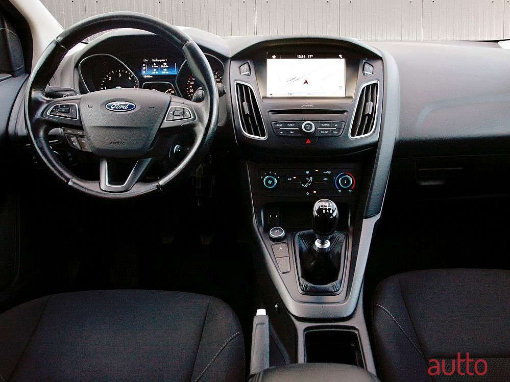 2018' Ford Focus photo #3