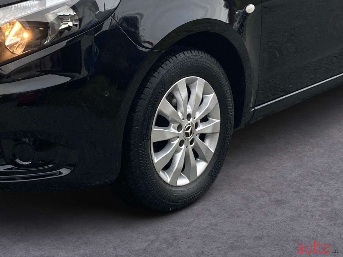 2018' Mercedes-Benz Vito photo #6