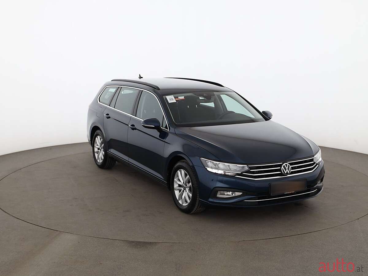 2021' Volkswagen Passat photo #4