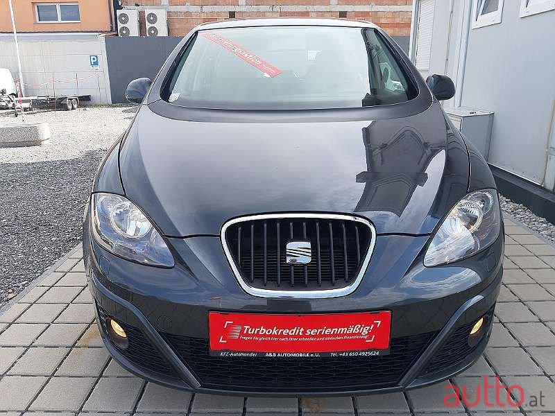 2011' SEAT Altea photo #2