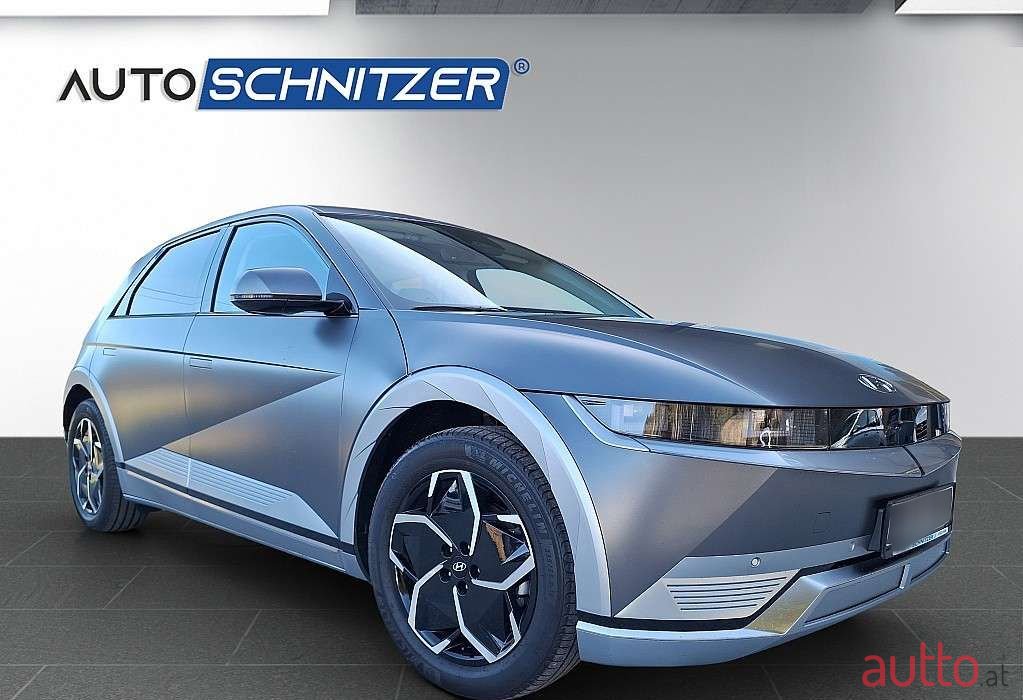 2023' Hyundai Ioniq 5 photo #3