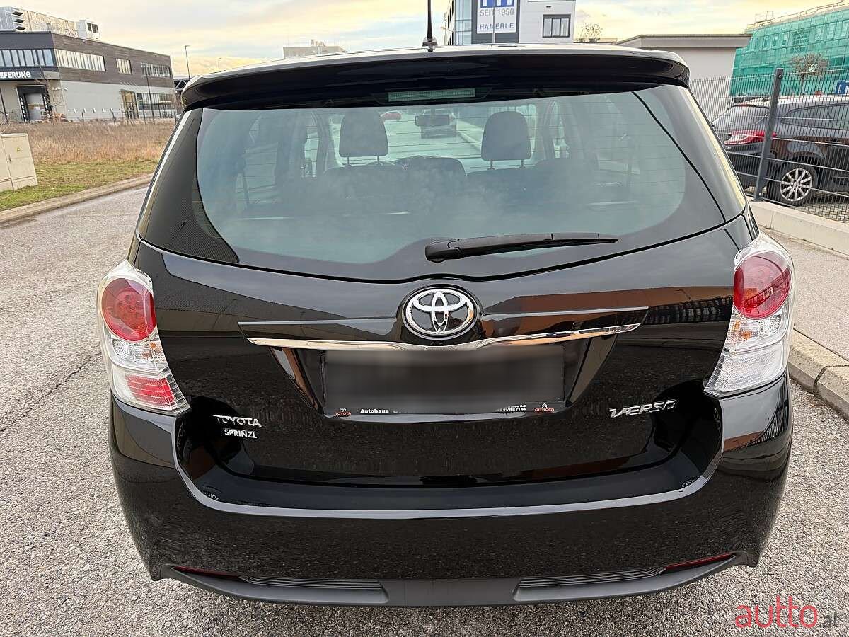 2014' Toyota Verso photo #6