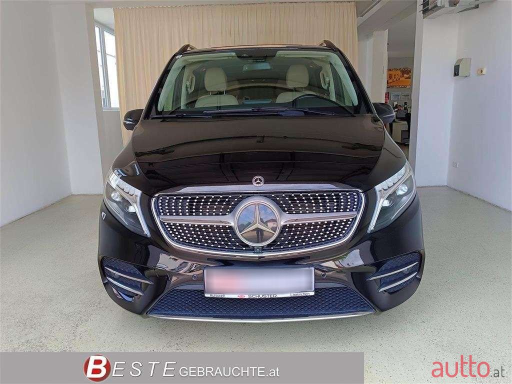 2021' Mercedes-Benz V-Klasse photo #2