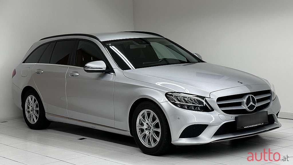2018' Mercedes-Benz C-Klasse photo #1