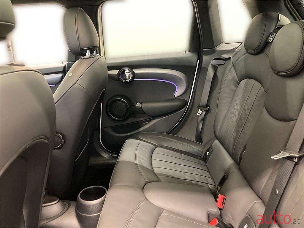 2021' MINI Mini photo #6