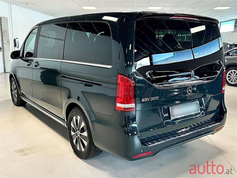 2023' Mercedes-Benz EQV photo #4