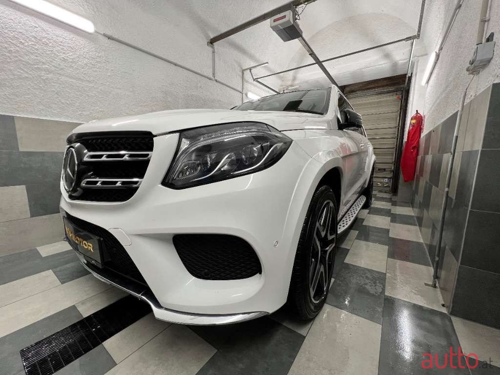 2019' Mercedes-Benz Gl-Klasse photo #2