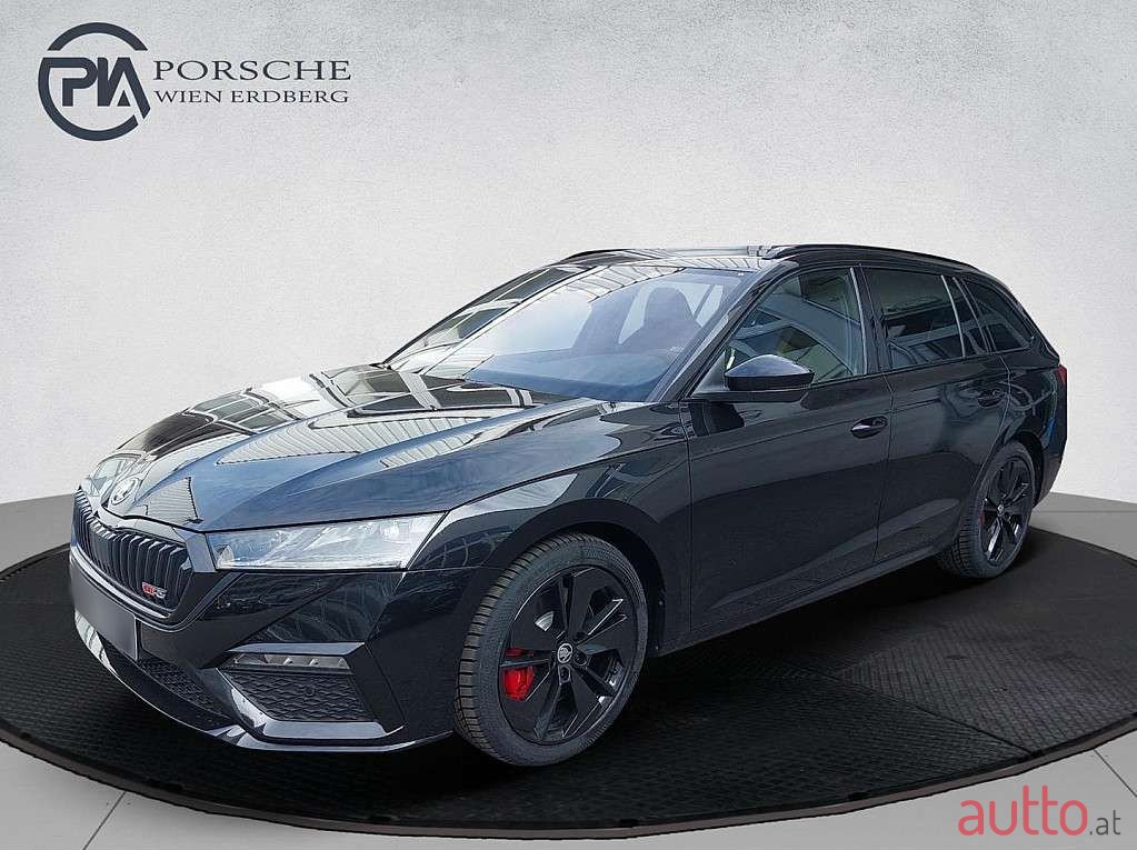 2023' Skoda Octavia photo #1