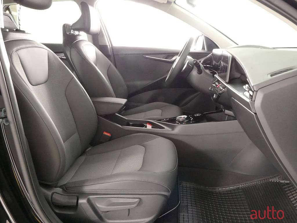 2022' Kia Niro photo #6
