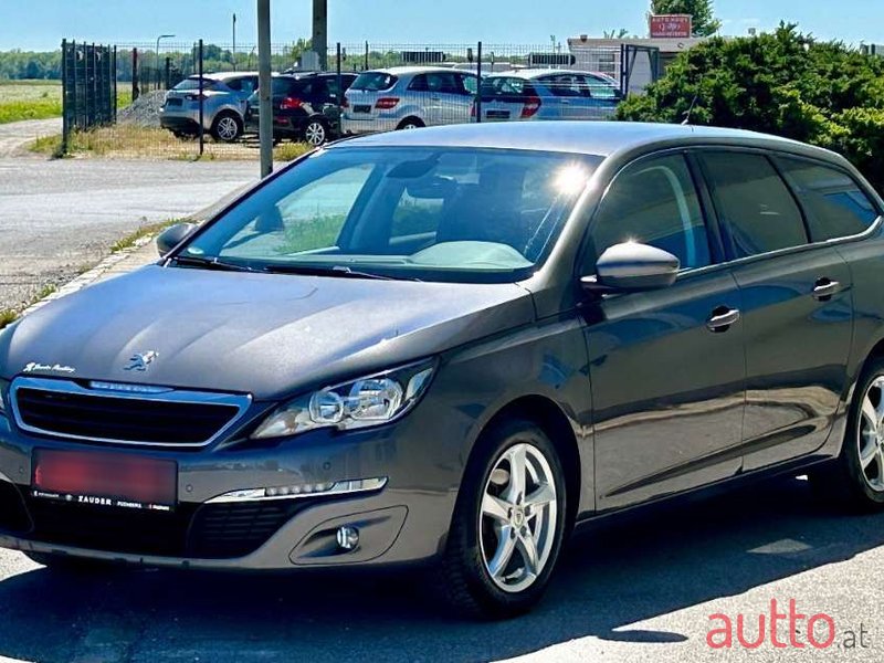 2017' Peugeot 308 photo #1