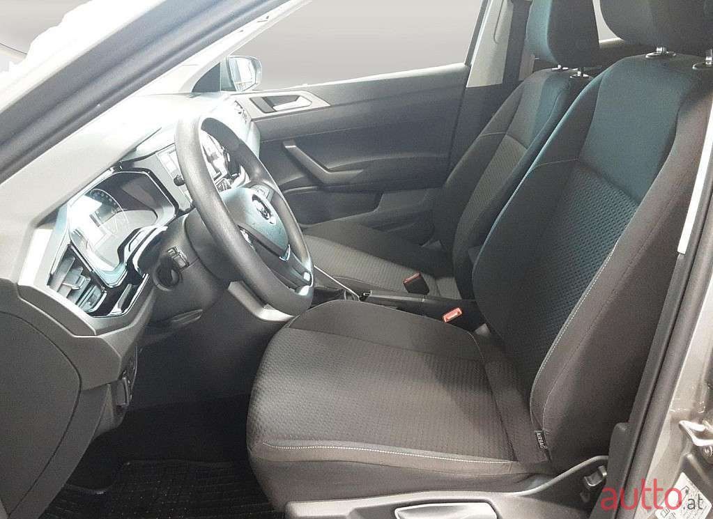 2018' Volkswagen Polo photo #6