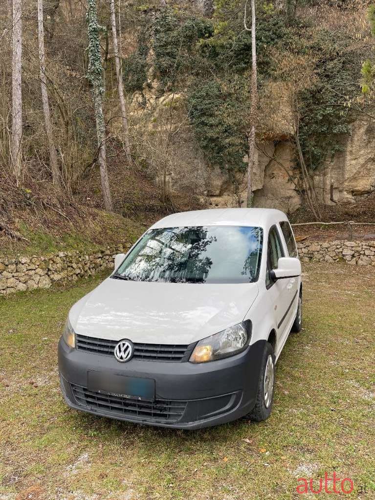 2014' Volkswagen Caddy photo #4