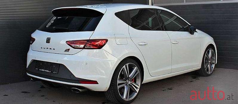 2015' SEAT Leon photo #1