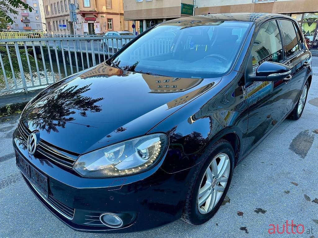 2012' Volkswagen Golf photo #1