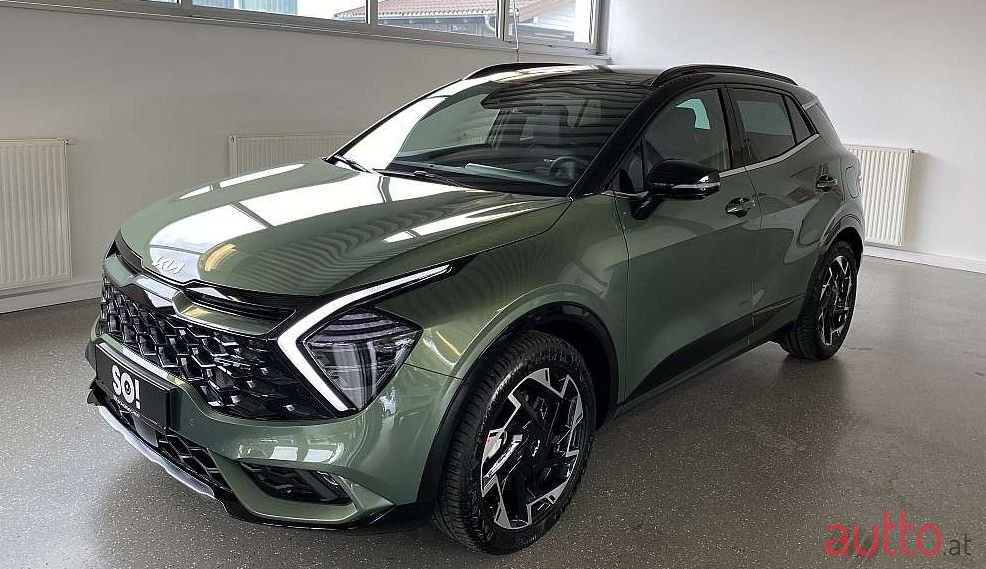 2022' Kia Sportage photo #2