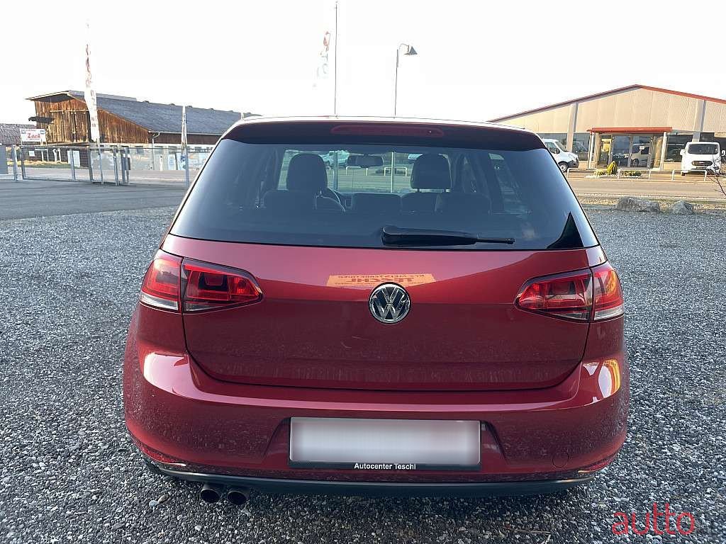 2014' Volkswagen Golf photo #5