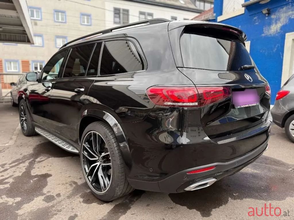 2020' Mercedes-Benz Gls-Klasse photo #3