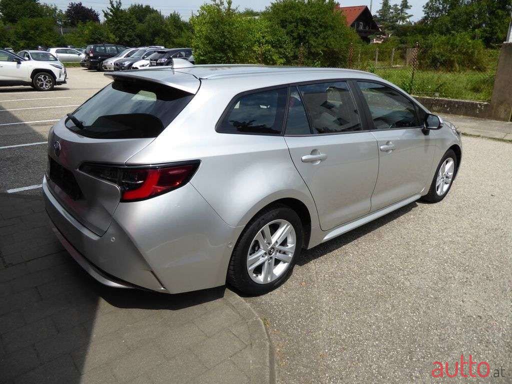 2020' Toyota Corolla photo #5