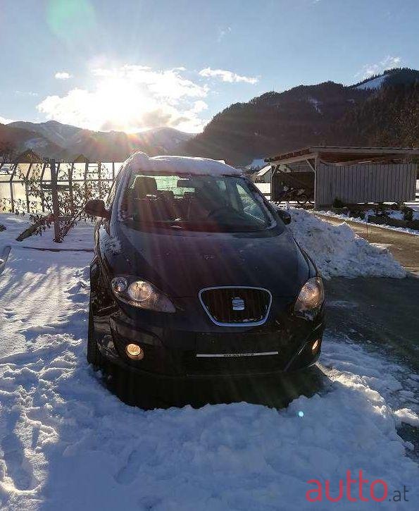 2011' SEAT Altea Xl photo #1