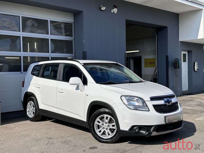 2013' Chevrolet Orlando photo #3