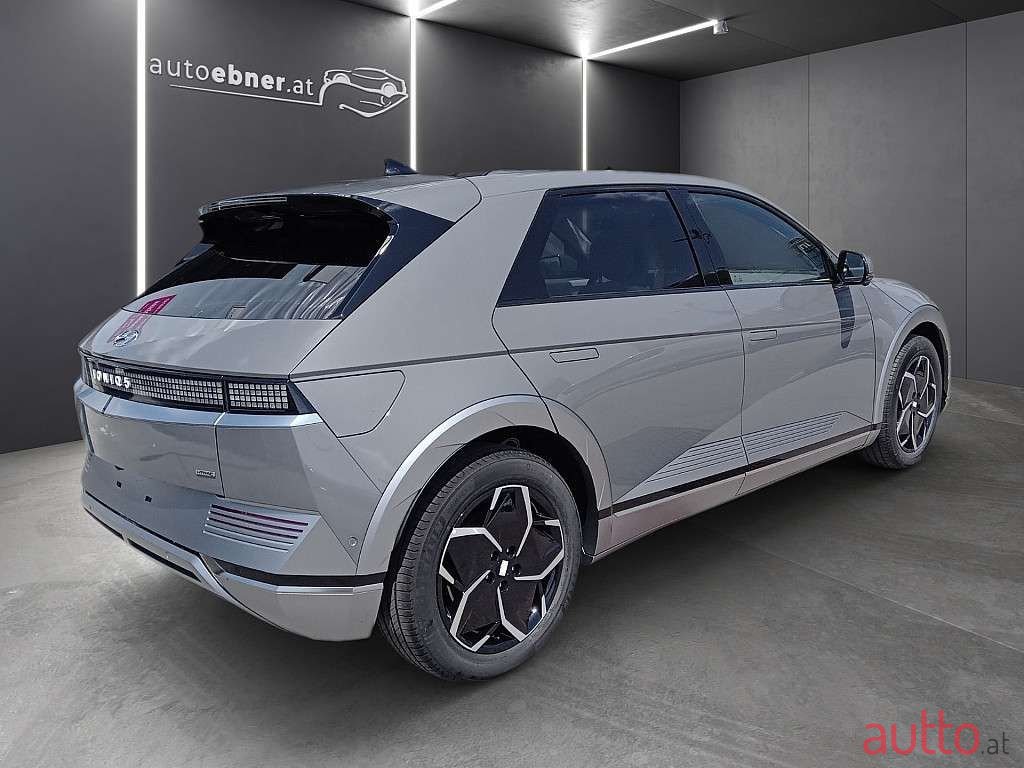 2023' Hyundai Ioniq 5 photo #3