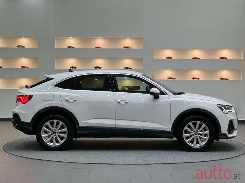 2023' Audi Q3 photo #1