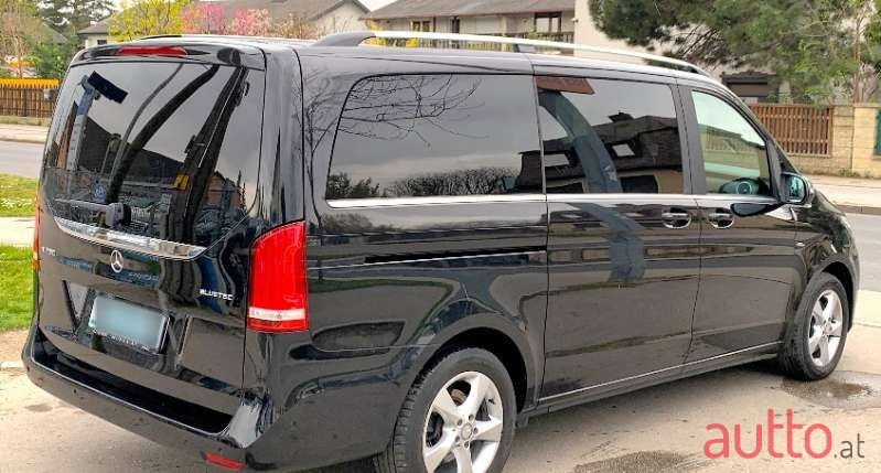 2015' Mercedes-Benz V-Klasse photo #6