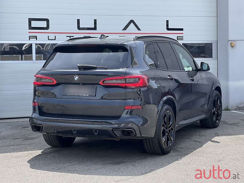 2019' BMW X5 photo #3