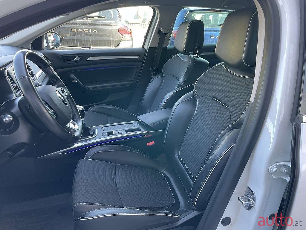 2018' Renault Megane photo #4