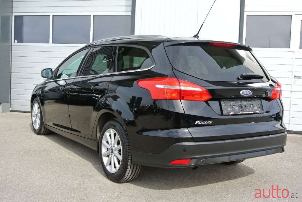 2016' Ford Focus photo #3