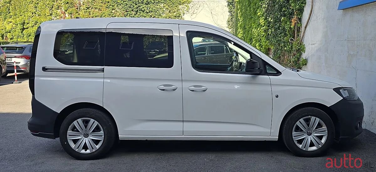 2021' Volkswagen Caddy photo #6