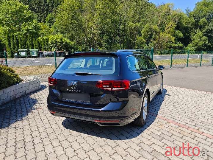 2021' Volkswagen Passat photo #5