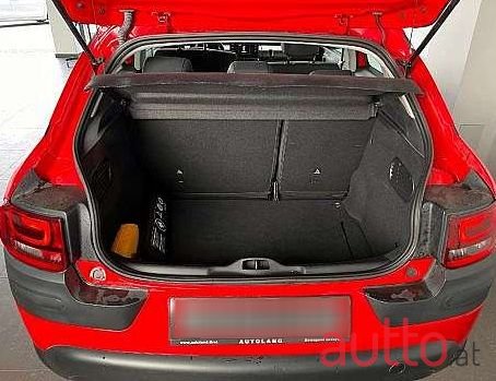 2017' Citroen C4 Cactus photo #6