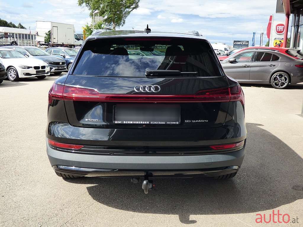 2022' Audi e-tron photo #3