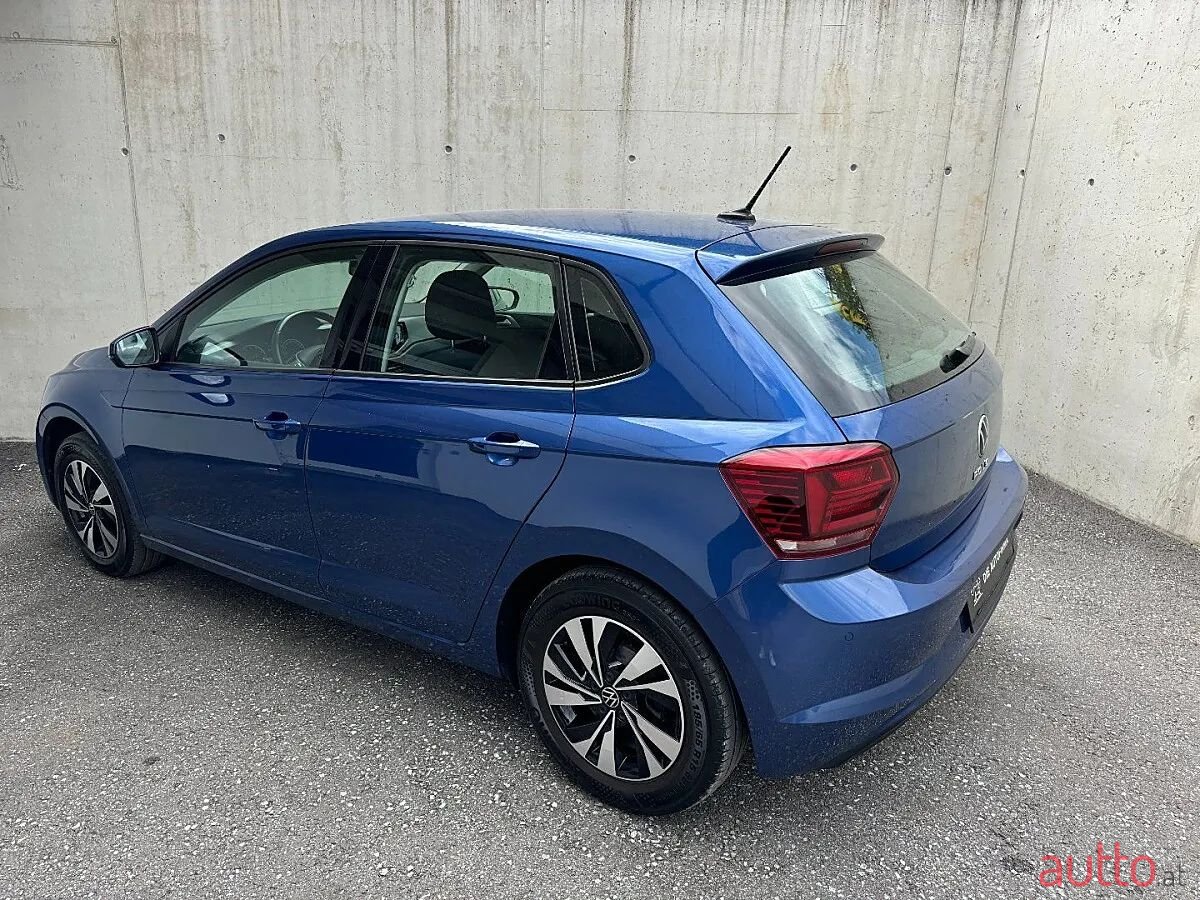 2021' Volkswagen Polo photo #2