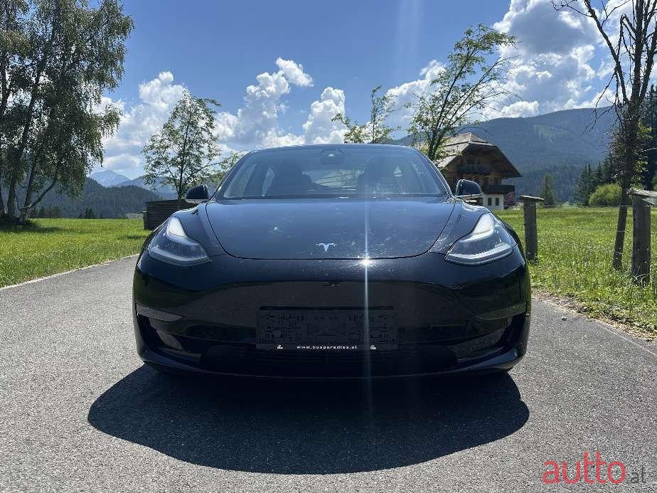 2019' Tesla Model 3 photo #2