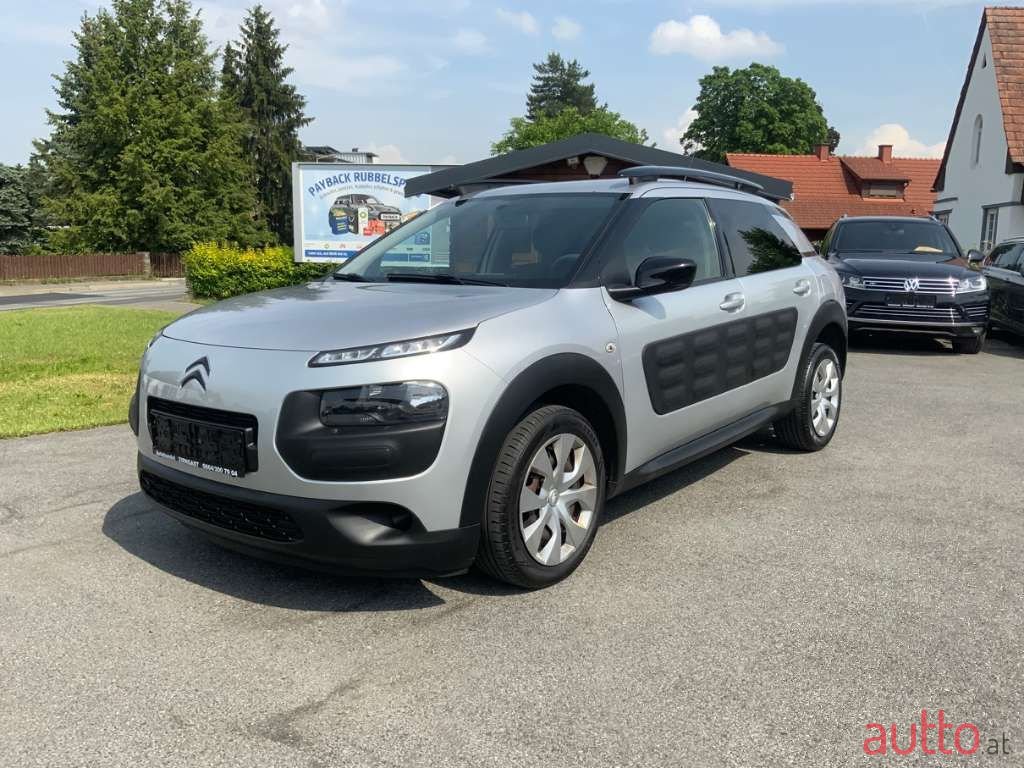 2016' Citroen C4 Cactus photo #1