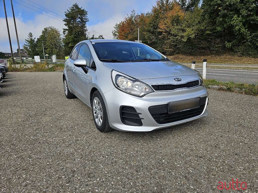 2016' Kia Rio photo #1