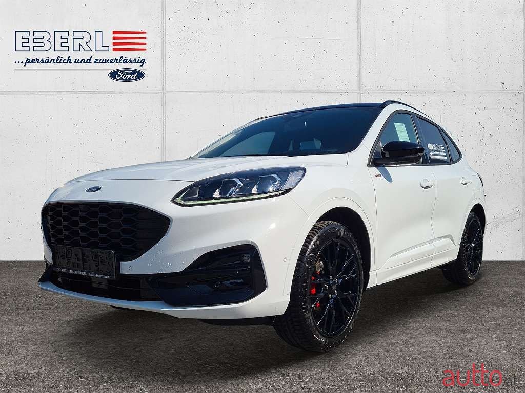 2023' Ford Kuga photo #1