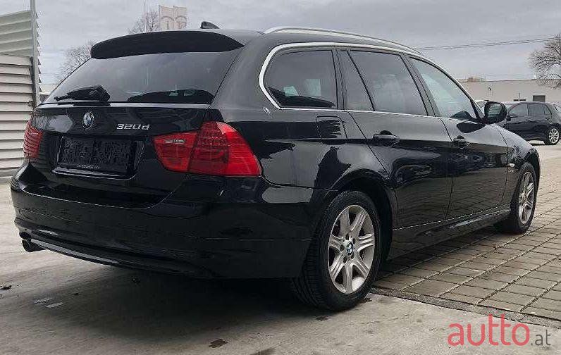 2012' BMW 3Er-Reihe photo #1