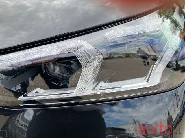 2023' BMW iX1 photo #4