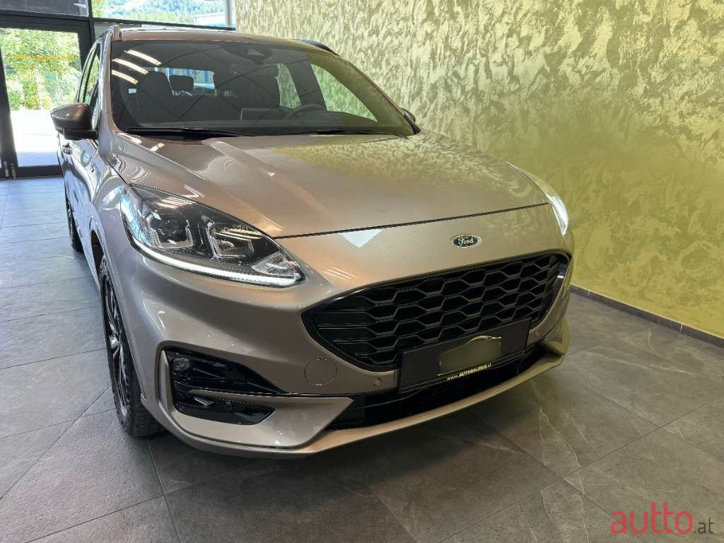 2020' Ford Kuga photo #3