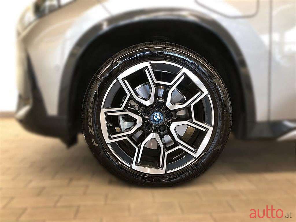 2024' BMW X1 photo #3