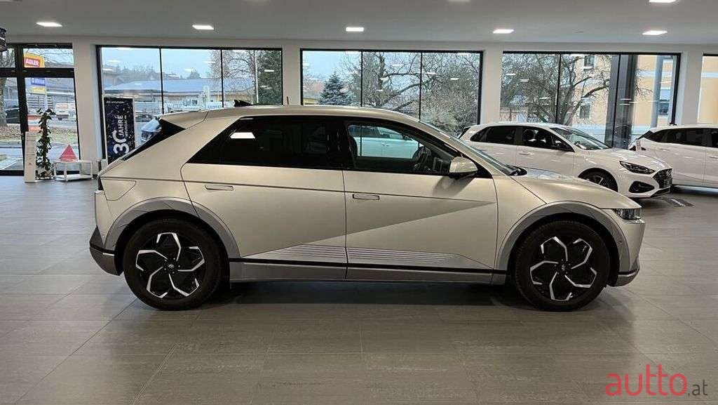 2021' Hyundai Ioniq 5 photo #6