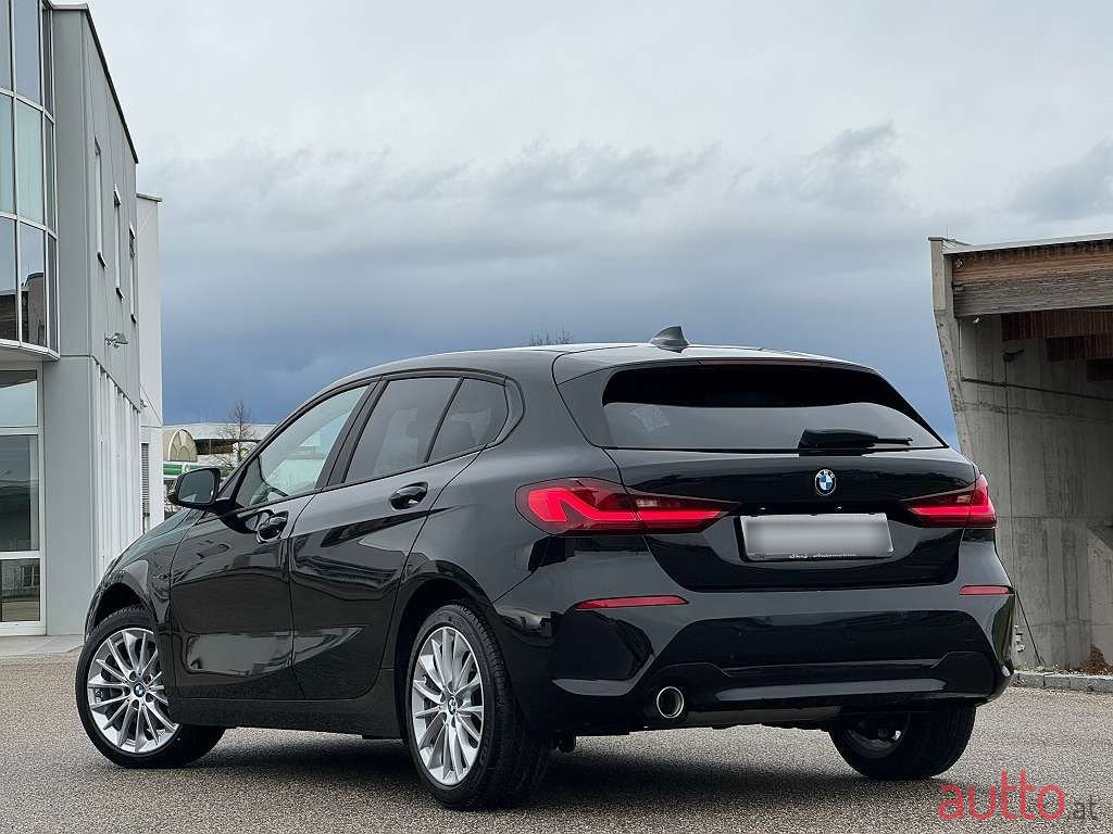 2021' BMW 1Er-Reihe photo #6
