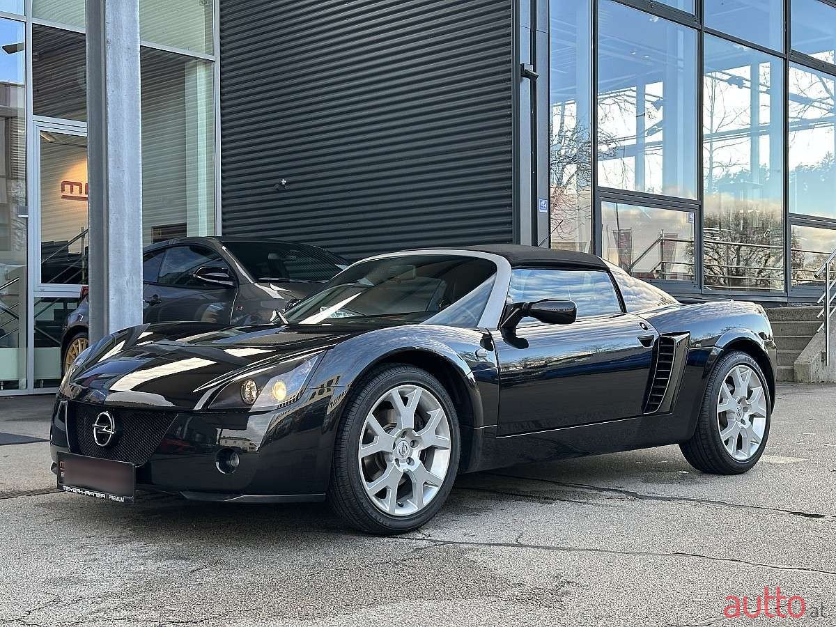 2005' Opel Speedster photo #2